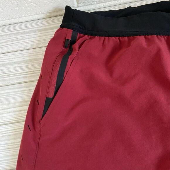Ten Thousand Shorts Mens Large Red Interval Shorts Workout Active Run - Picture 2 of 5